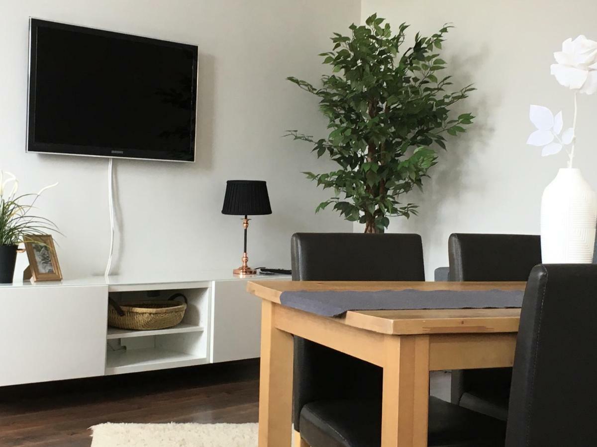 Marzec Apartamenty Gniezno Exterior foto
